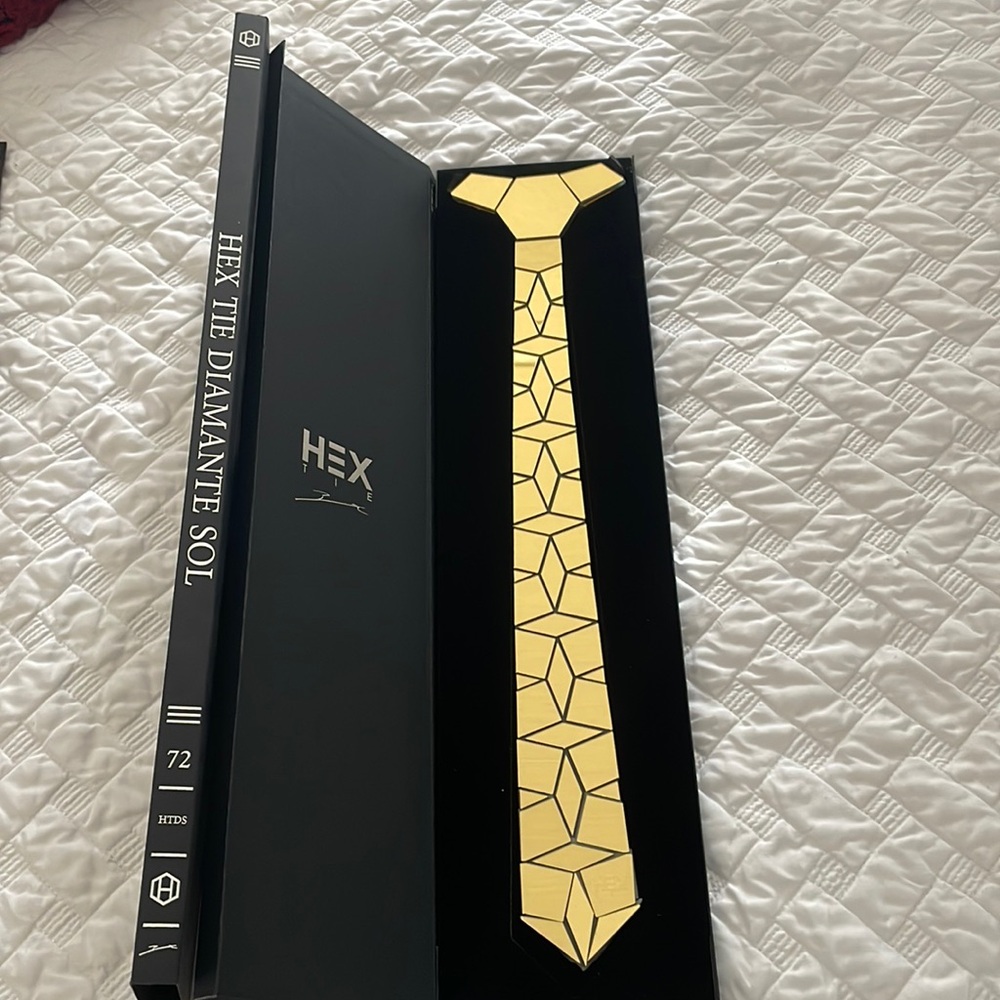 HEX TIE